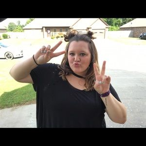 Meet your Posher, Hannah